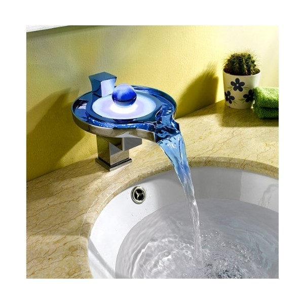 Mitigeur lavabo cascade LED 890D