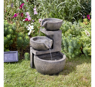 Fontaine et cascade d'extérieur