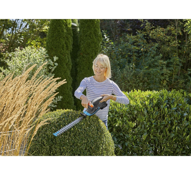 GARDENA Taille-haies EasyCut 40/18V P4A - Kit pret a l'emploi - 14733-20